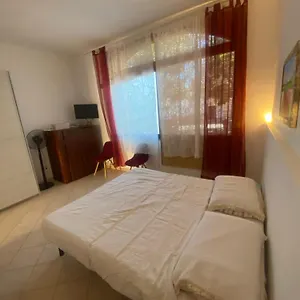 Intero Via Giardini Appartamento